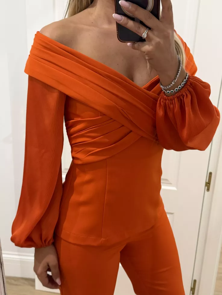 Conjunto Lomas naranja