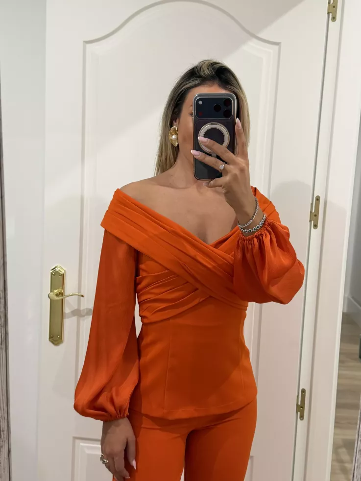 Conjunto Lomas naranja