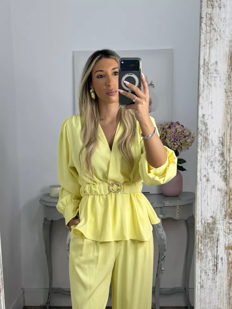 Conjunto Coroline amarillo