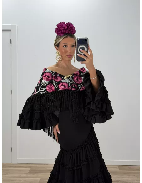 Mantón Rocio negro bordado buganvilla