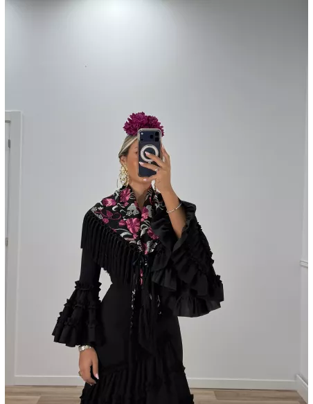 Mantón Rocio negro bordado buganvilla