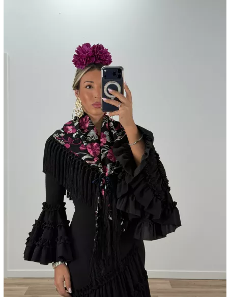 Mantón Rocio negro bordado buganvilla
