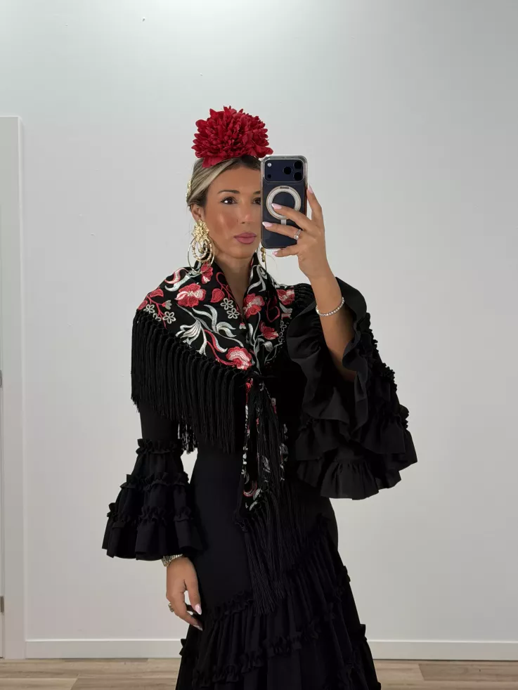 Mantón Rocio negro bordado rojo