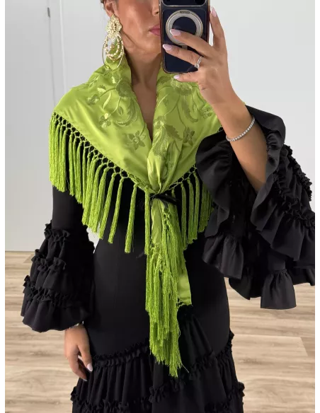 Mantón bordado unicolor lima