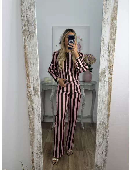 Conjunto Mileni rayas choco y rosa