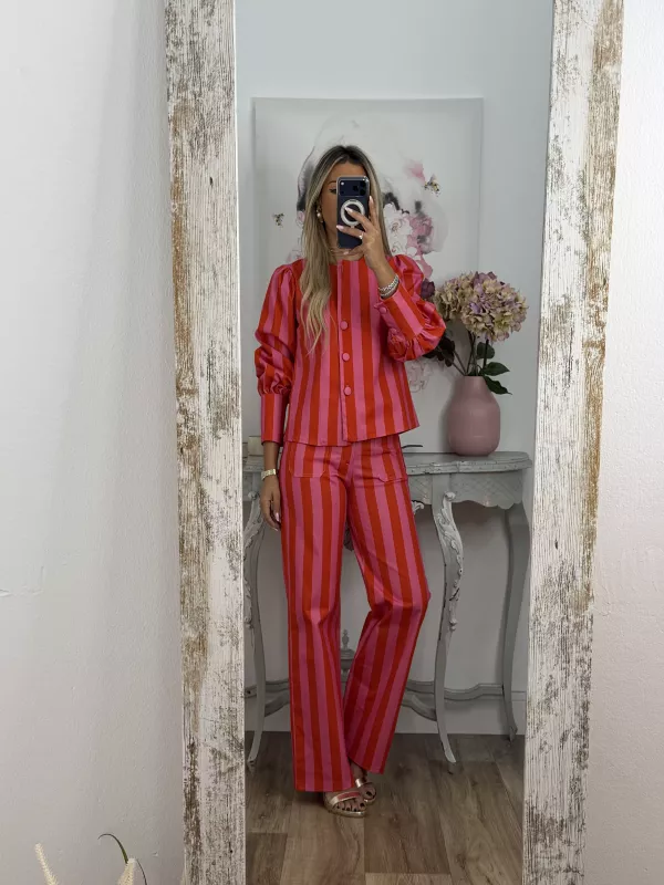 Conjunto Mileni rayas rojo y rosa