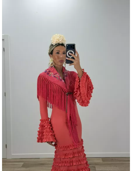 Mantón bordado coral colores