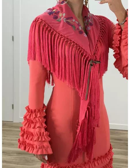 Mantón bordado coral colores