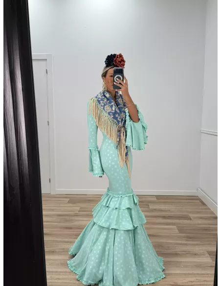 Mantón Rocio bordado azul y beige