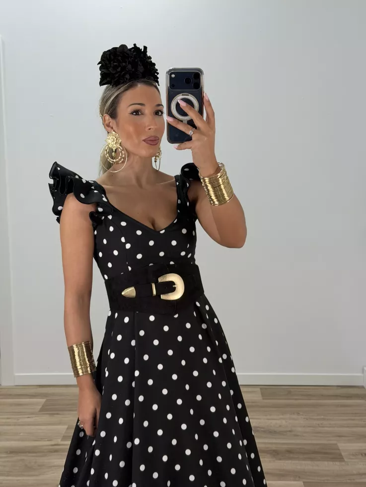 Bata de lunares negro y blanco