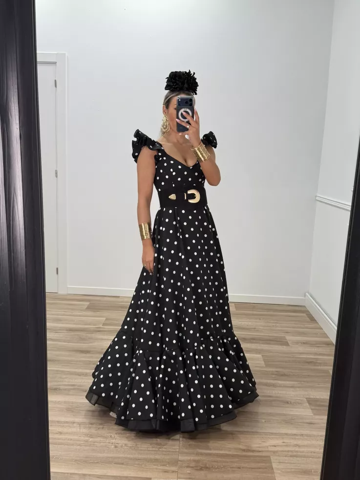 Bata de lunares negro y blanco