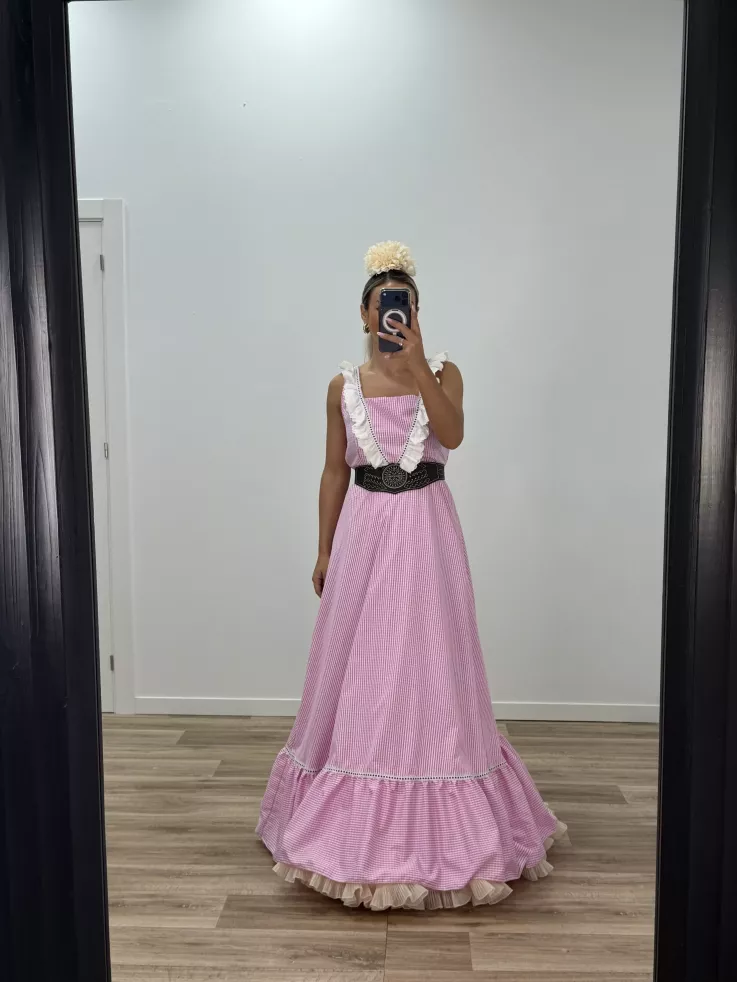 Bata cuadros rosa con batista bordada