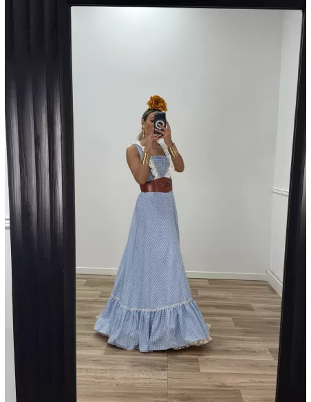 Bata cuadros azul con batista bordada