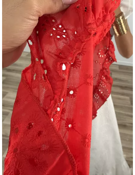 Piquillo perforado rojo