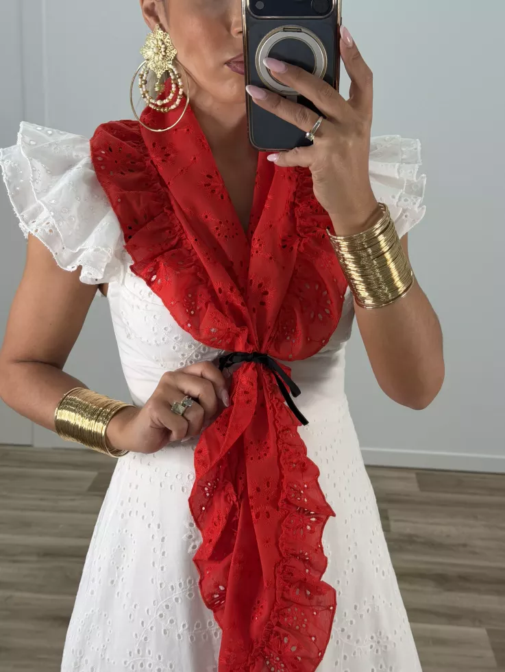 Piquillo perforado rojo