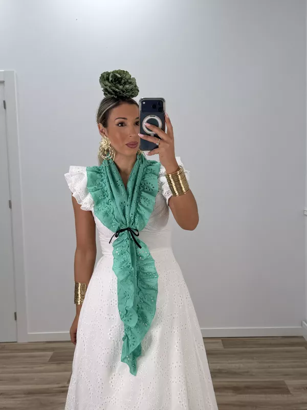 Piquillo perforado verde