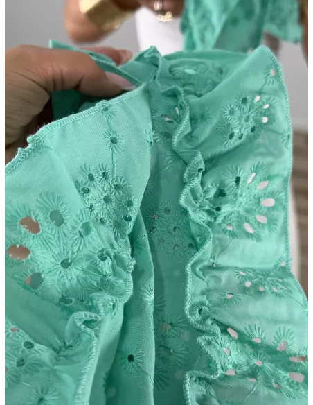 Piquillo perforado verde