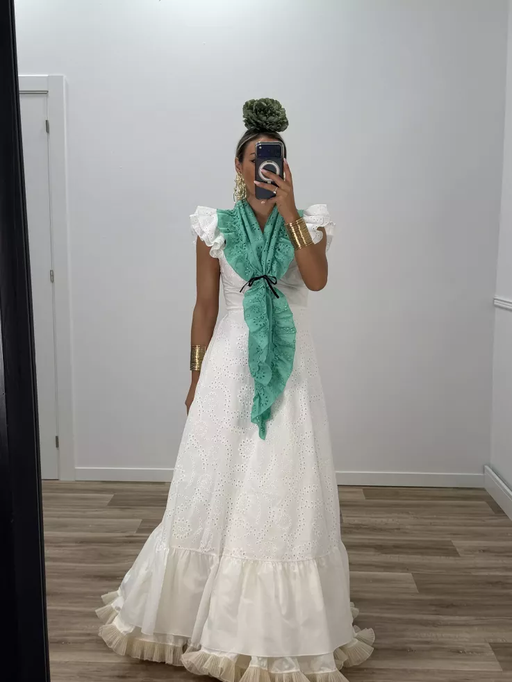 Piquillo perforado verde