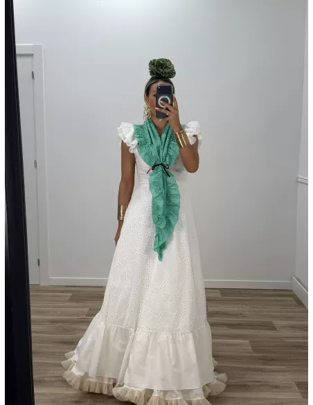 Piquillo perforado verde