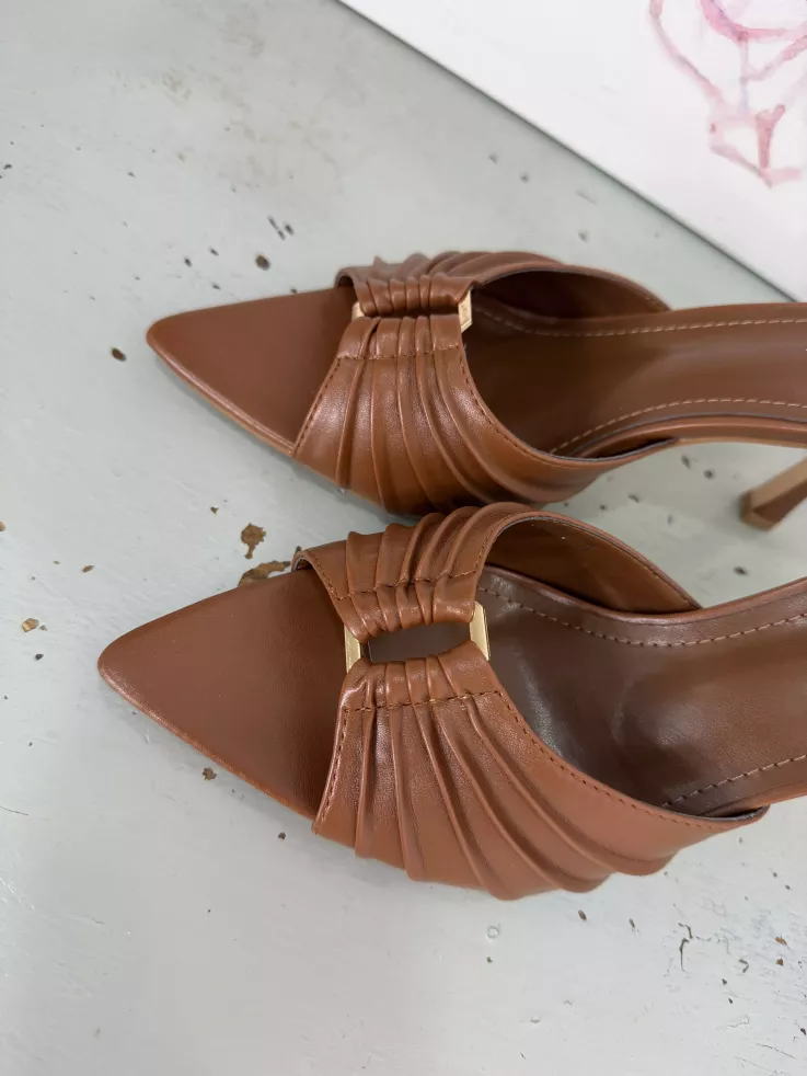 Mules camel