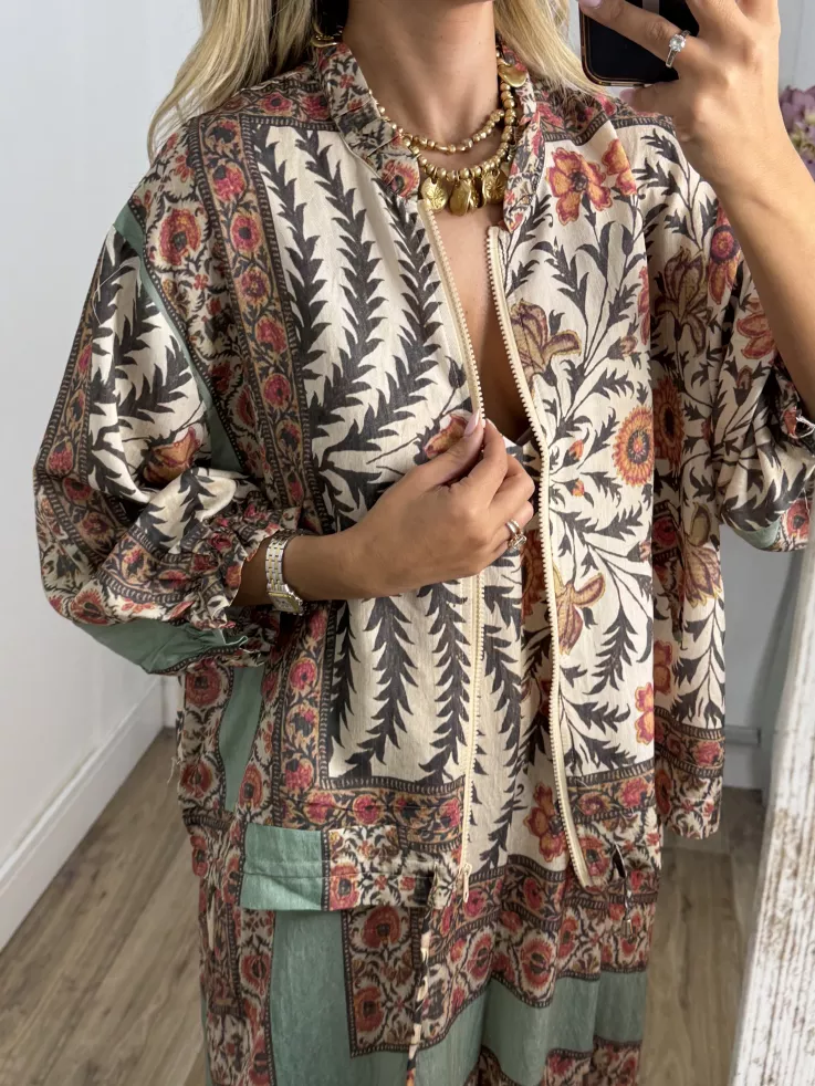 Bomber Simona verdeagua