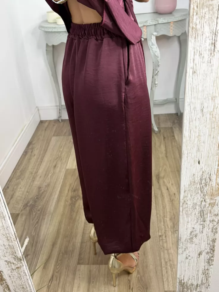 Conjunto Miri berenjena