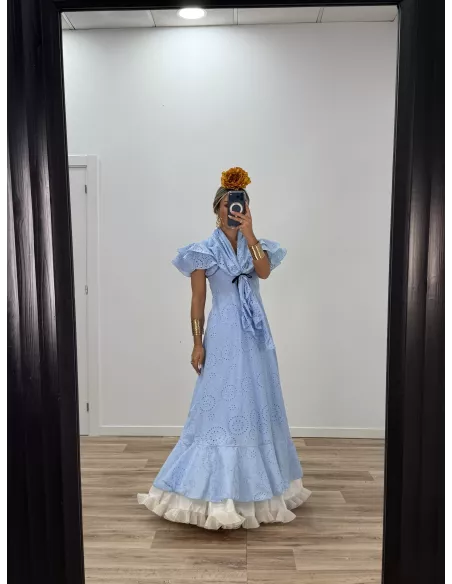 Bata perforada azul