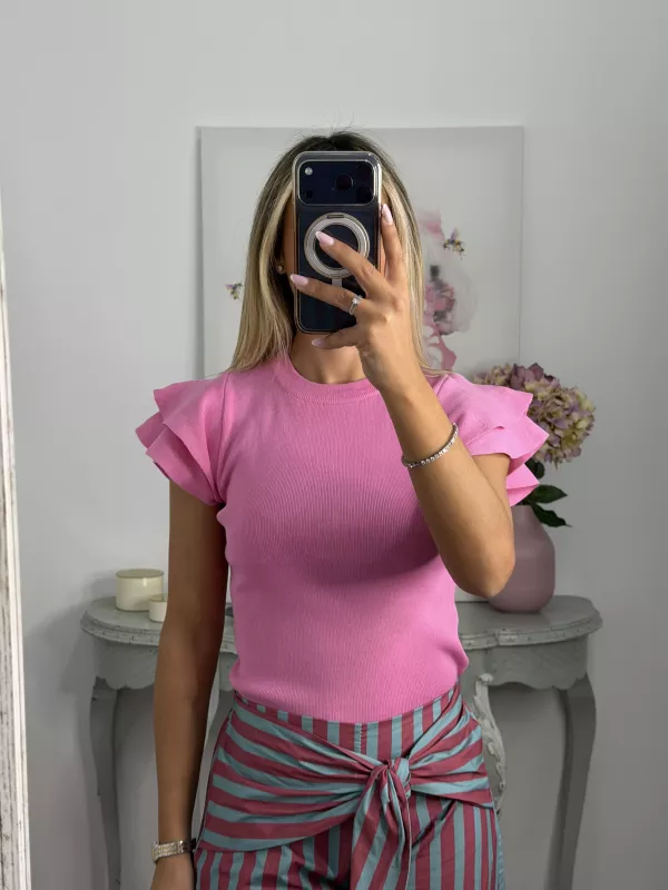 Jersey rosa volantes hombro