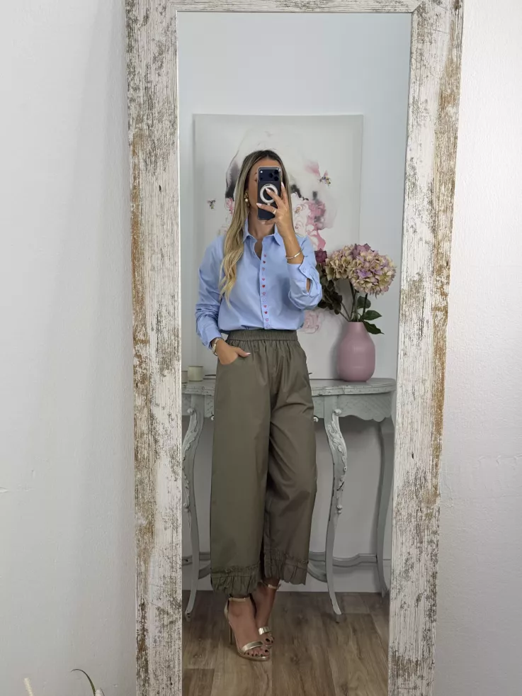 Camisa celeste con corazones