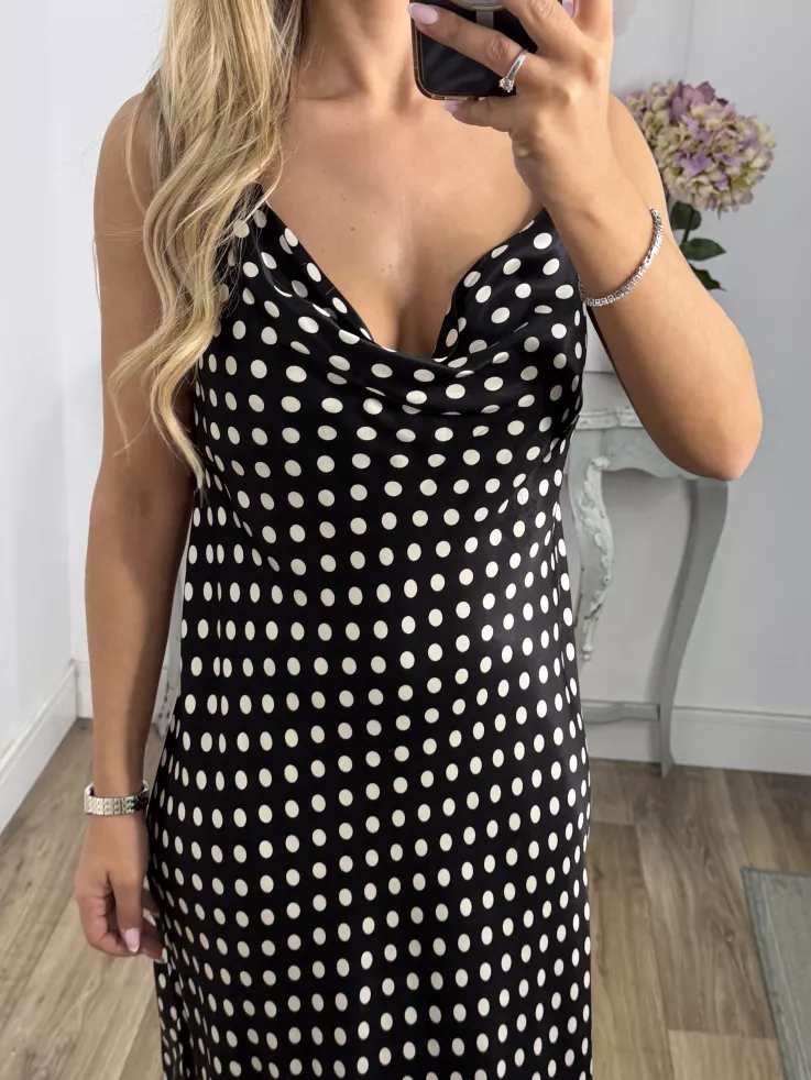 Vestido Gabi negro lunares