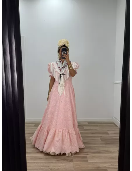 Bata bordada rosa espalda al aire