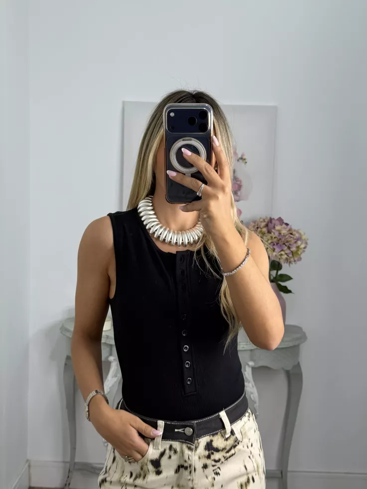 Body sisa abotonado negro