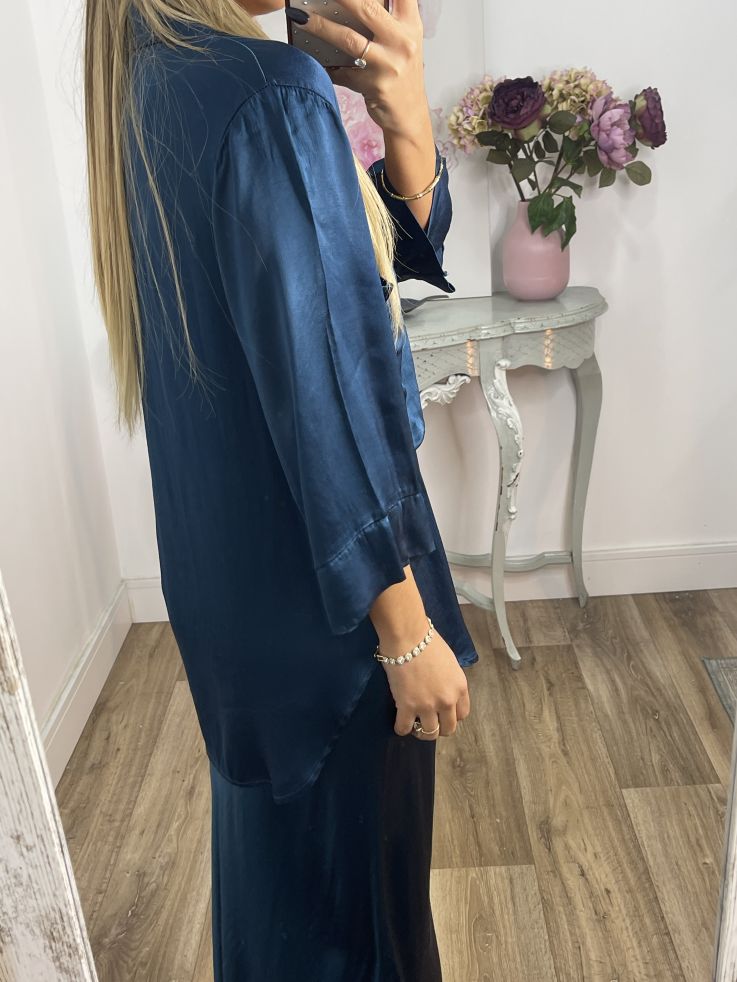Camisa oversize satinada azul
