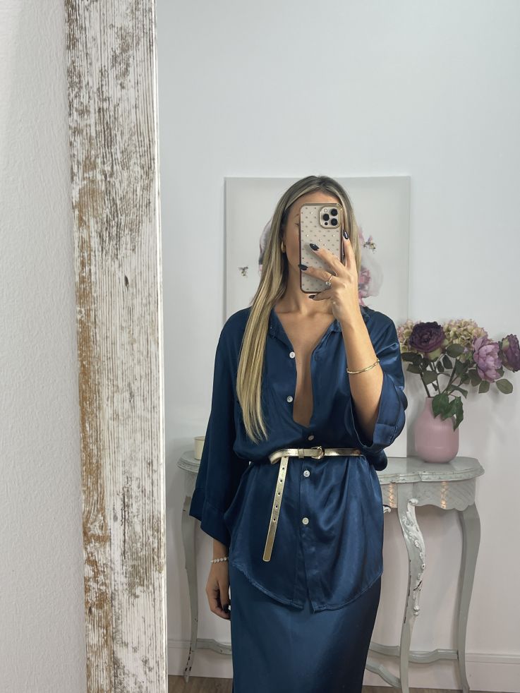 Camisa oversize satinada azul