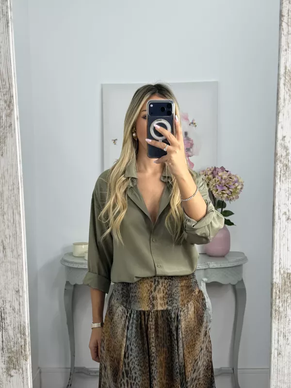 Camisa oversize fluida verde