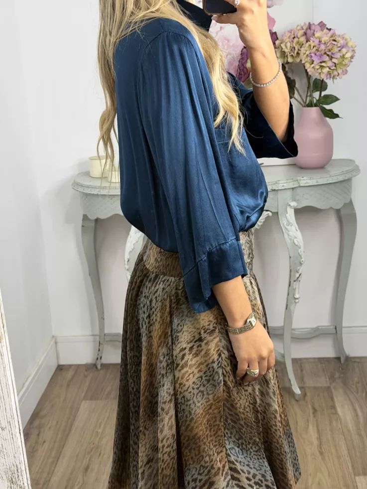 Camisa oversize satinada azul