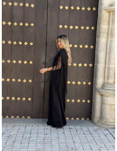 Vestido Mantón bordado negro