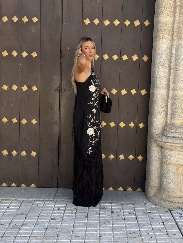 Vestido Mantón bordado negro