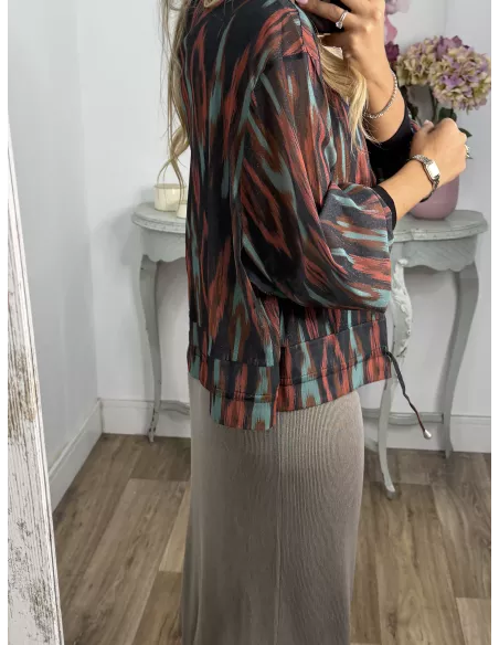 Bomber negra tipo tie dye