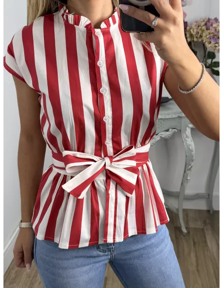 Blusa Ordinari roja y blanca