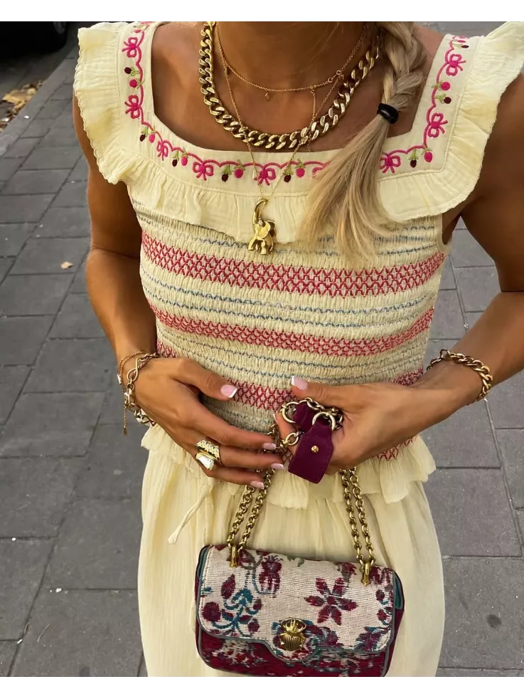 Conjunto Bela amarillo