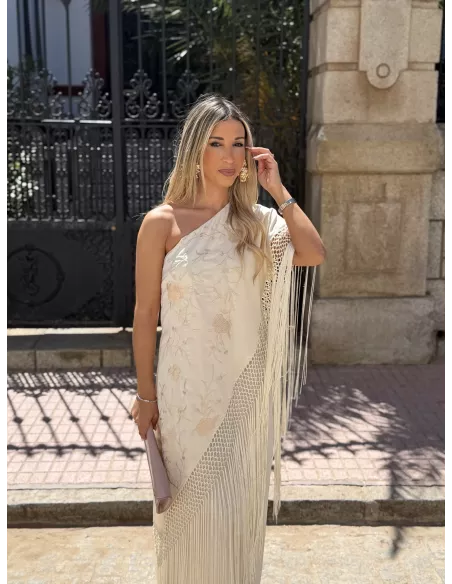 Vestido Mantón bordado hueso
