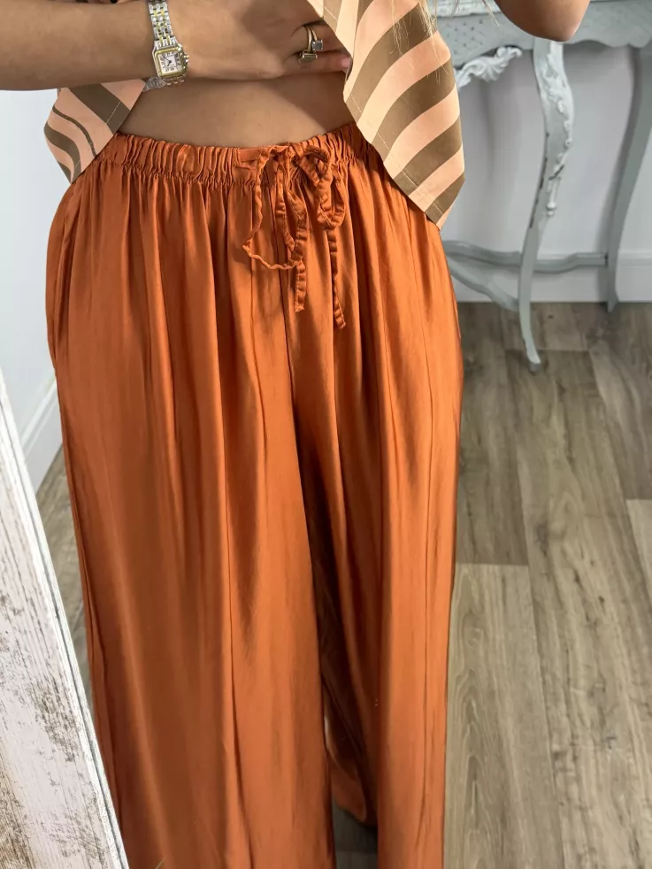Pantalón Aura satinado naranja