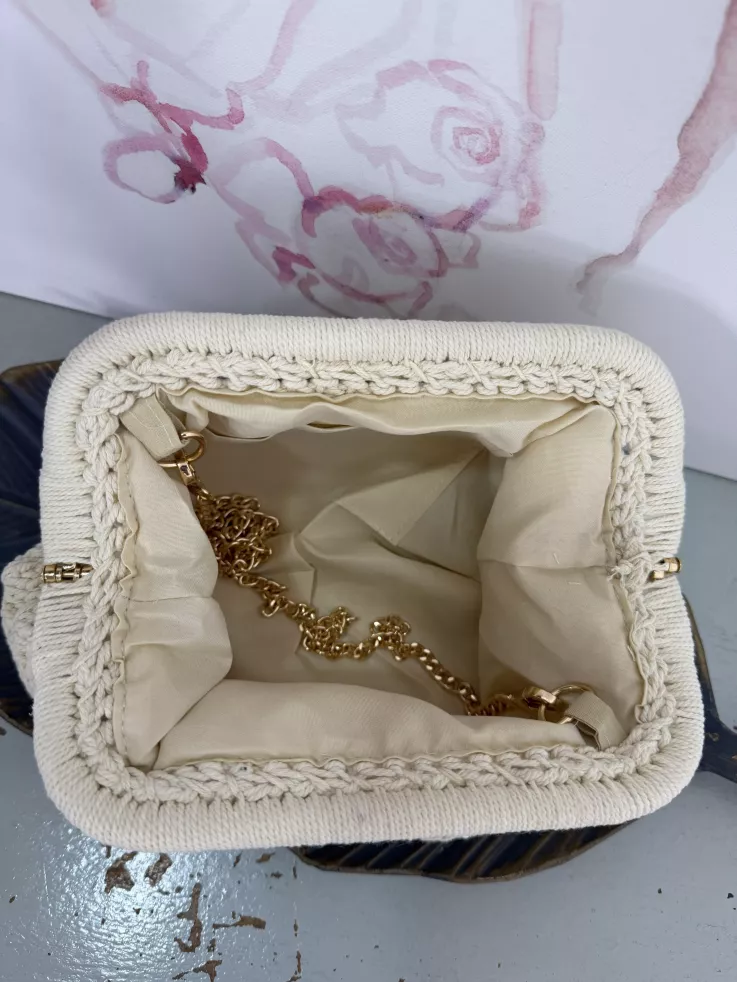 Bolso beige de punto
