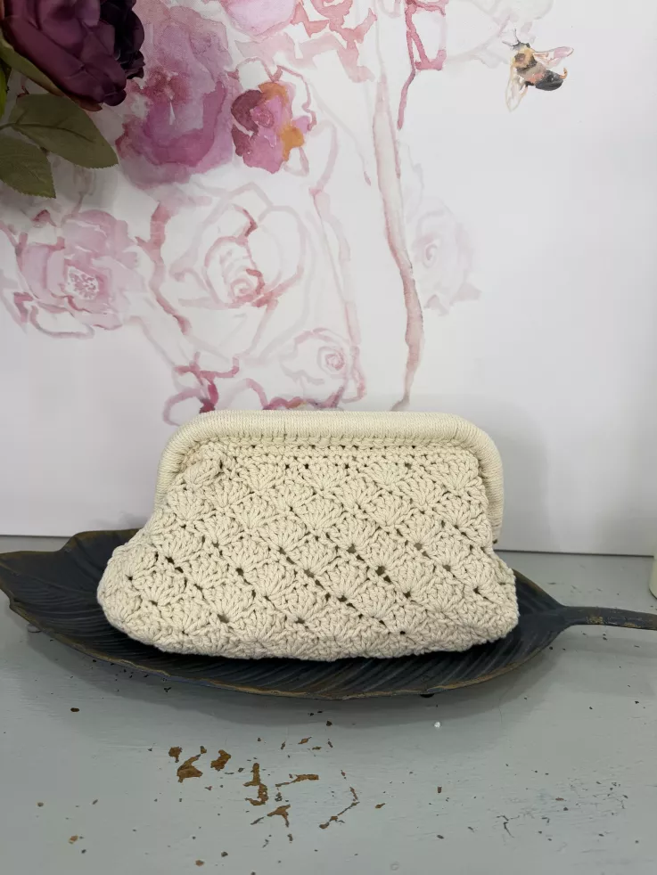 Bolso beige de punto