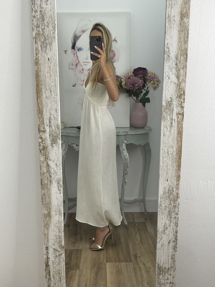 Vestido con escote de crochet beige