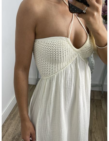 Vestido con escote de crochet beige