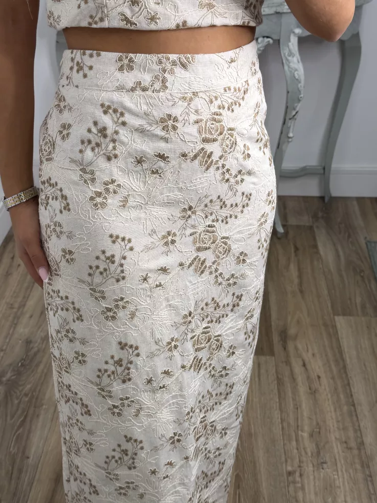 Conjunto Laya bordado