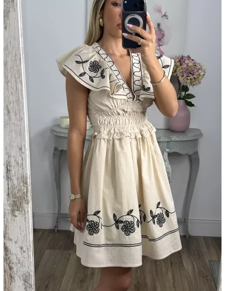 Vestido Dafne beige bordado