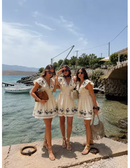 Vestido Dafne beige bordado